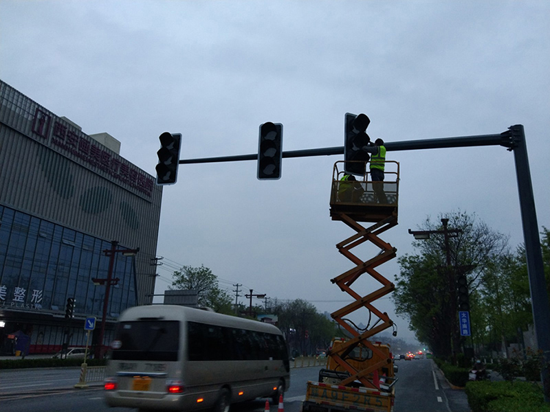 西安十四運城區信號燈改造項目